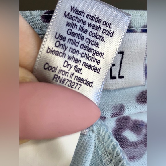 NWT Jennifer Lopez Baby Blue Animal Print Wrap Top, Size XS - Picture 6 of 6